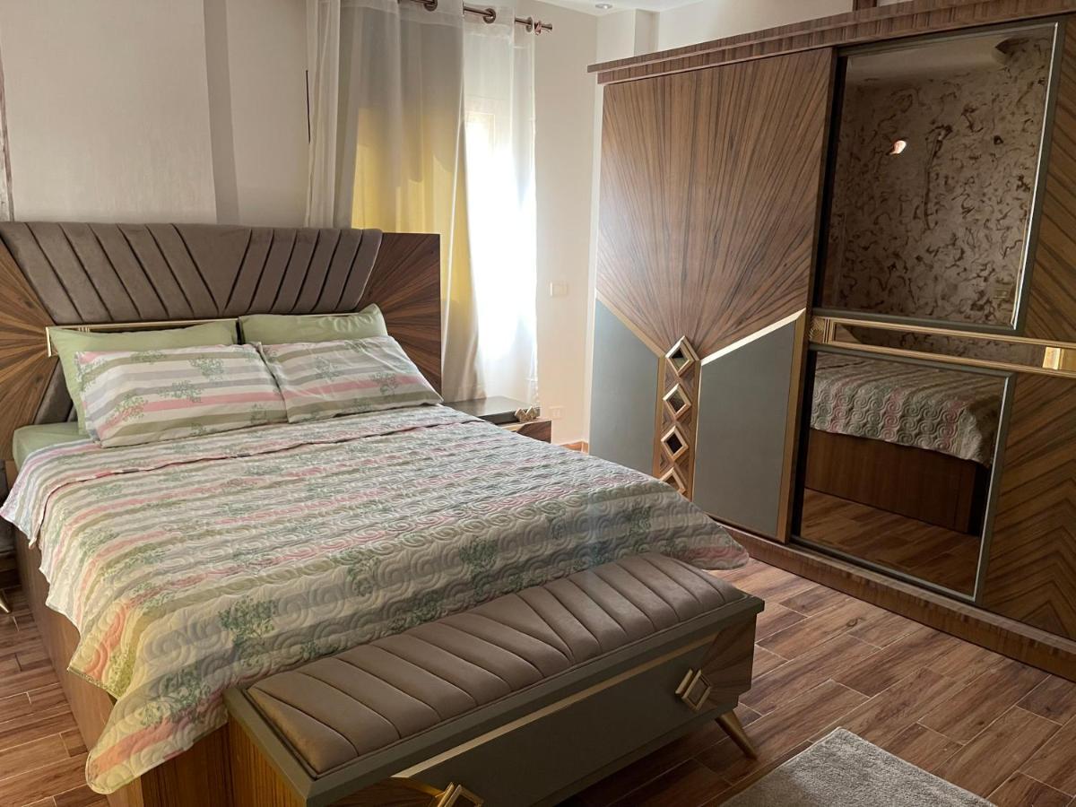La Royal Elite Five Stars- Jasmine 7 - New